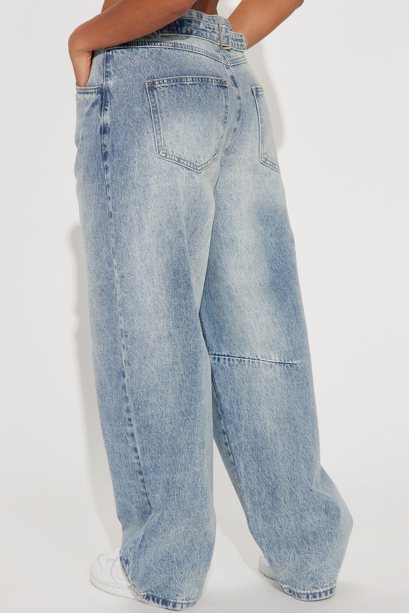 Chelsea Drop Waist Baggy Jeans - Medium Wash