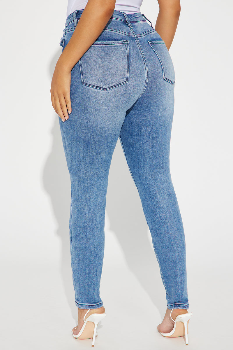 On The List Deluxe Stretch Skinny Jean - Dark Wash