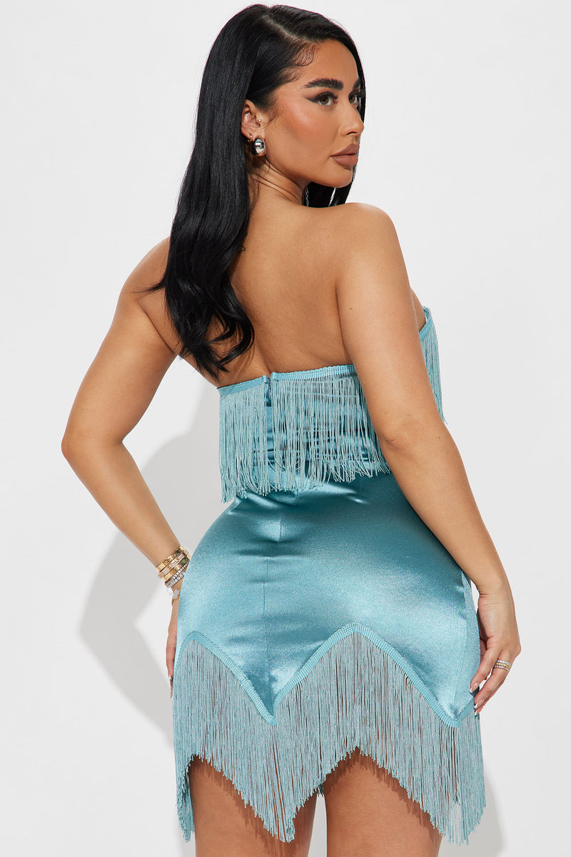 Sleeveless V-Neck Selena Sequin Fringe Mini Dress in Magenta, Size S, for Club | Fashion Nova