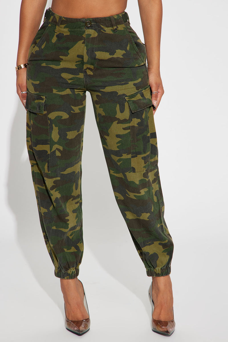 Gap Women's Size 8 Green Military Camo Mid Rise Girlfriend Chino Pants