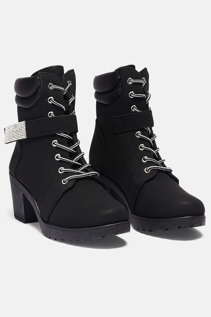 Kids black hot sale heeled boots