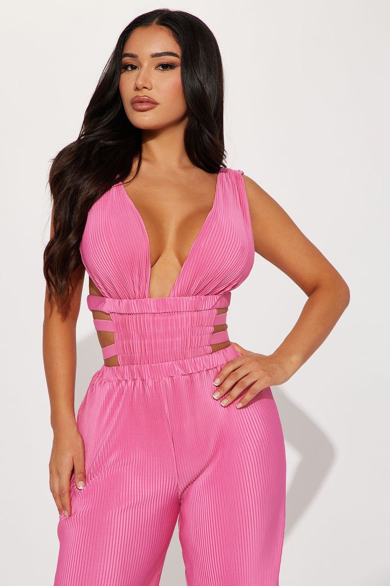Pin by Soljurni on Pretty In Pink  Hot pink jumpsuits, Jumpsuit, Insta  fashion