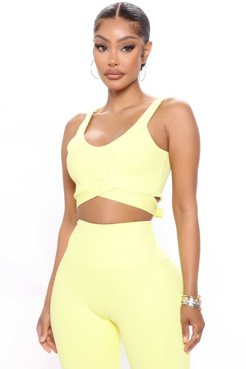 Women's Power Move Sports Bra in Mustard Yellow Size L/XL by Fashion Nova