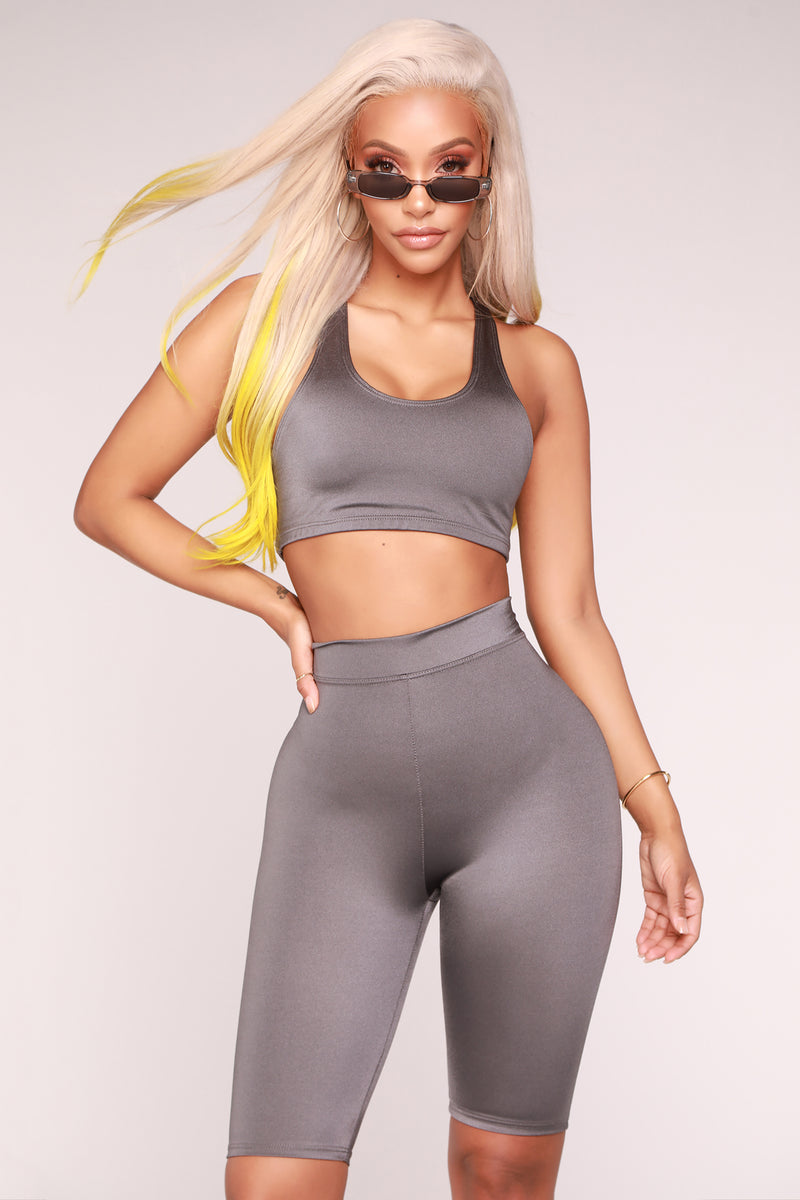 No Limits Active Sports Bra In Infinity Seamless - Charcoal