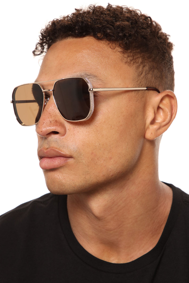 Flying High Classic Aviator Sunglasses - Gold/Brown