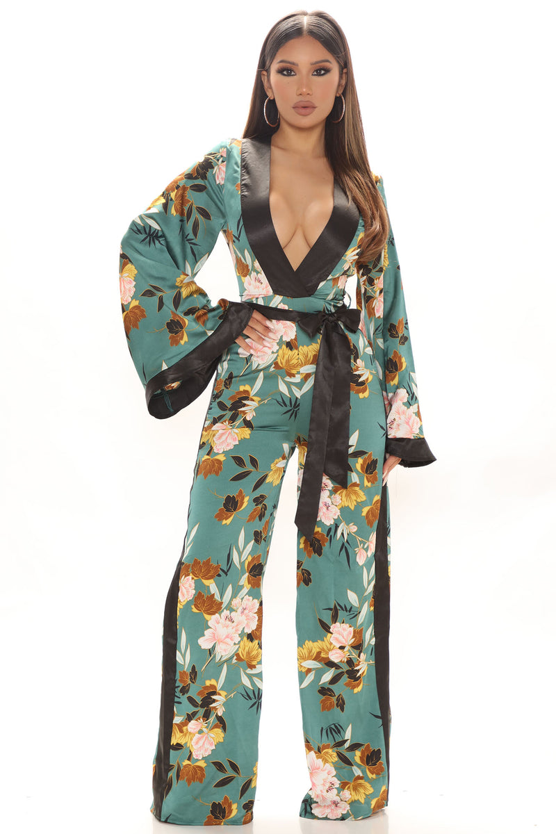 Fashion nova sales floral jumpsuit