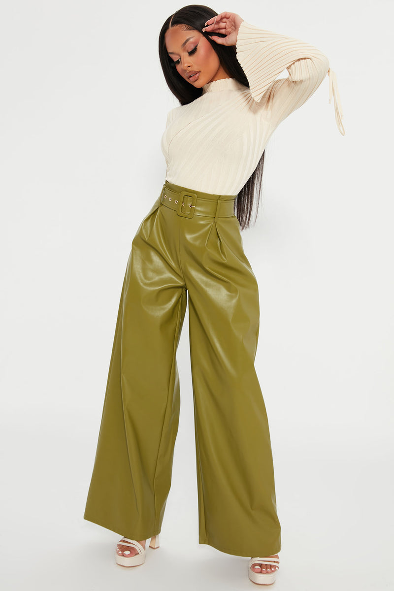 Talk It Up Oversized Cargo Pant - Olive