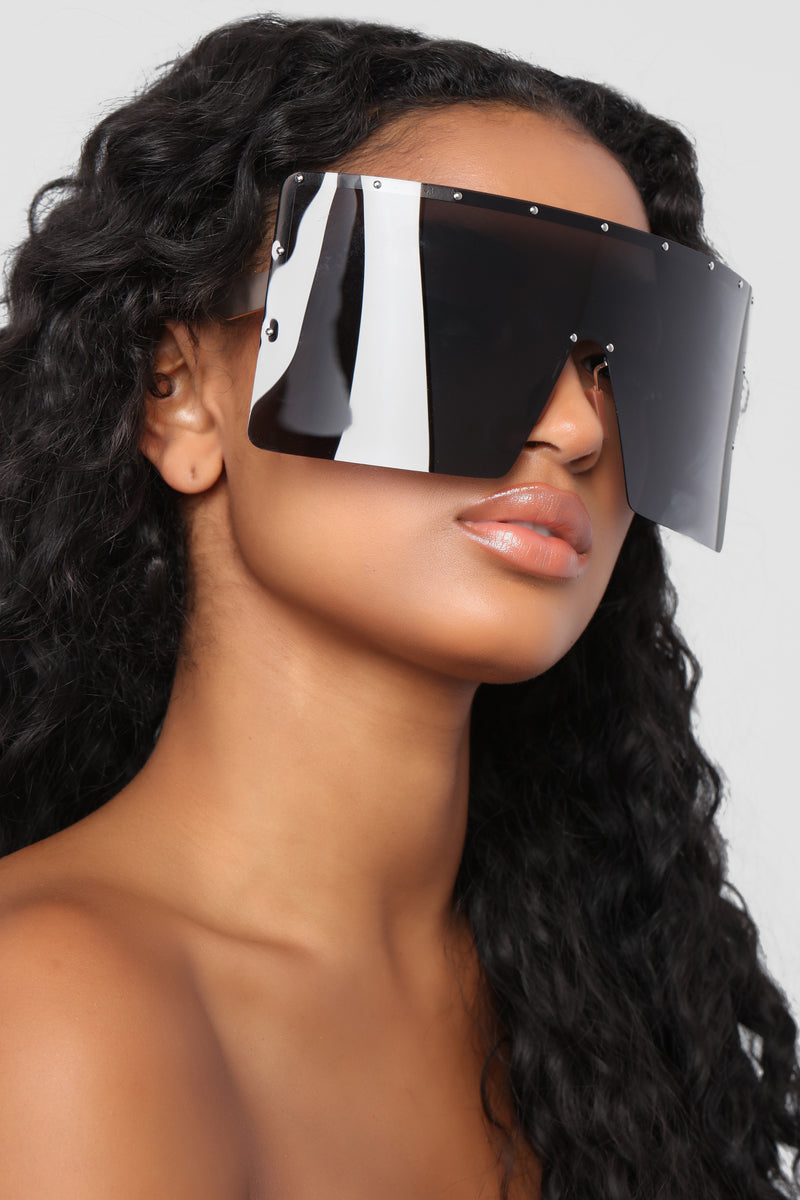 Fashion nova cheap oversized sunglasses