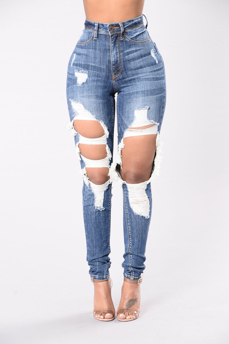 So Much Going On Jeans - Medium Blue 