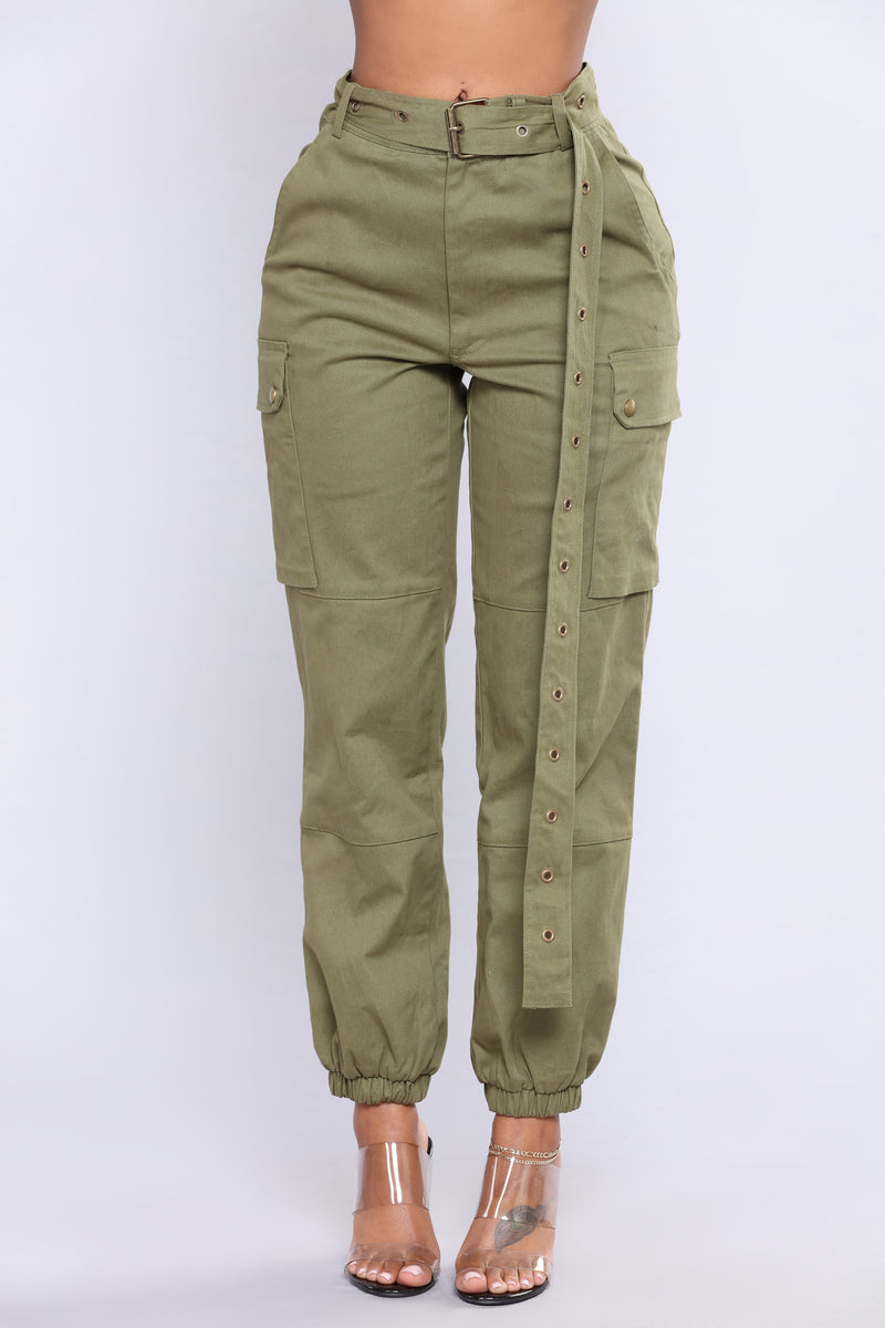 Leslie Cargo Joggers - Denim  Khaki fashion, Pants for women, Fashion nova  outfits