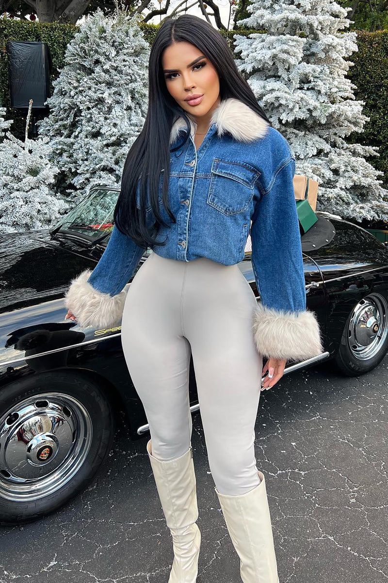 Fashion nova jean shop jacket with fur