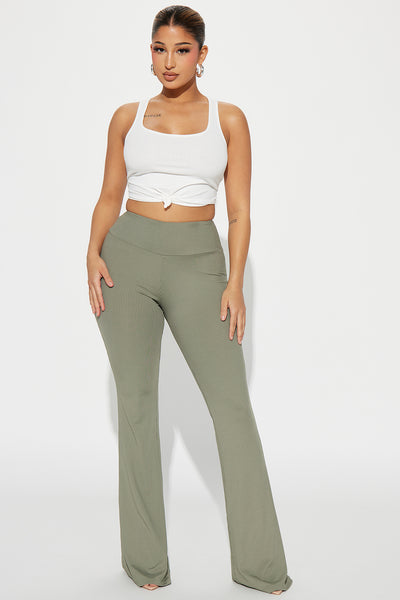 Amber Ribbed Flare Pant - Olive