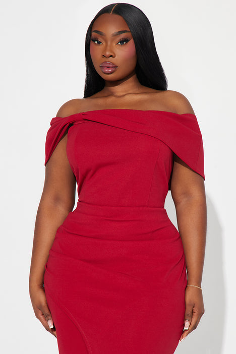 Loved this I wore over the weekend! Dress is a size 3x from fashion nova :  r/PlusSizeFashion