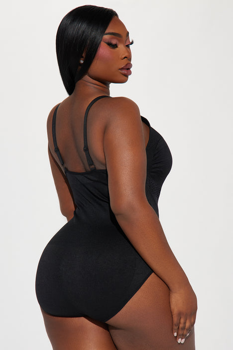 New Naked Wardrobe Get Snatched Ribbed Bodysuit in Black Size XL