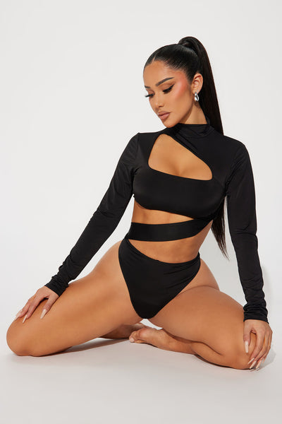 ▷ Free People Intimately Kaya Black Cut Out Ruched Long Sleeve Bodysuit  Size Small - CENTRO COMERCIAL CASTELLANA 200 ◁