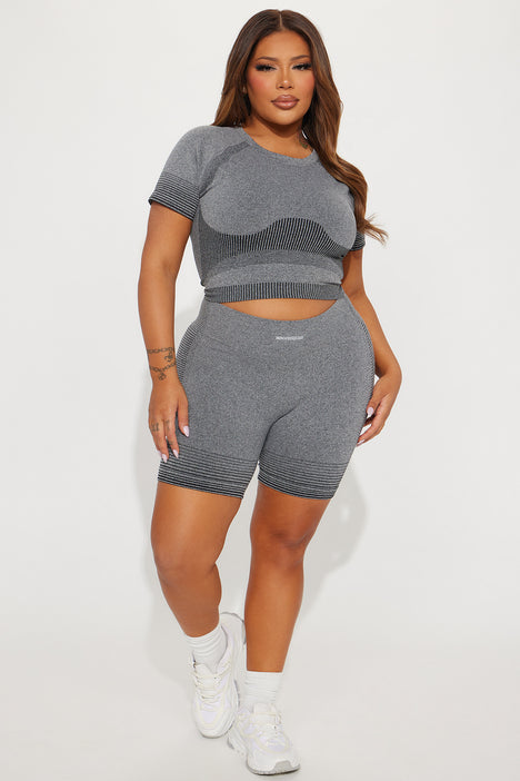 Gray Summer Outfit, Workout Set, Gray Shorts, Plus Size Clothing