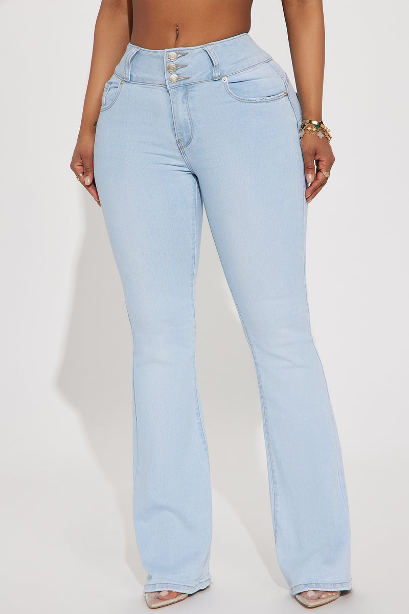 Let It Slide Booty Lifting Stretch Bootcut Jeans - Light Wash | Fashion ...