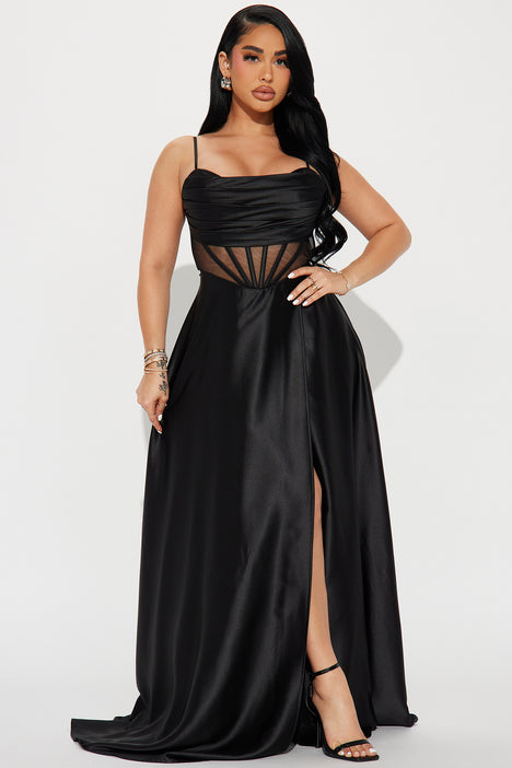 Jewel Velvet Gown - Black