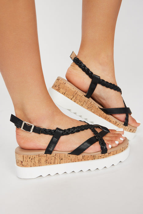 Shoetopia Women Black Striped Flatform Sandals