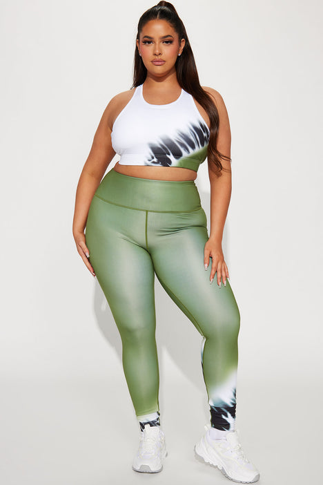 New Member Cut Out Sports Bra - Olive/combo