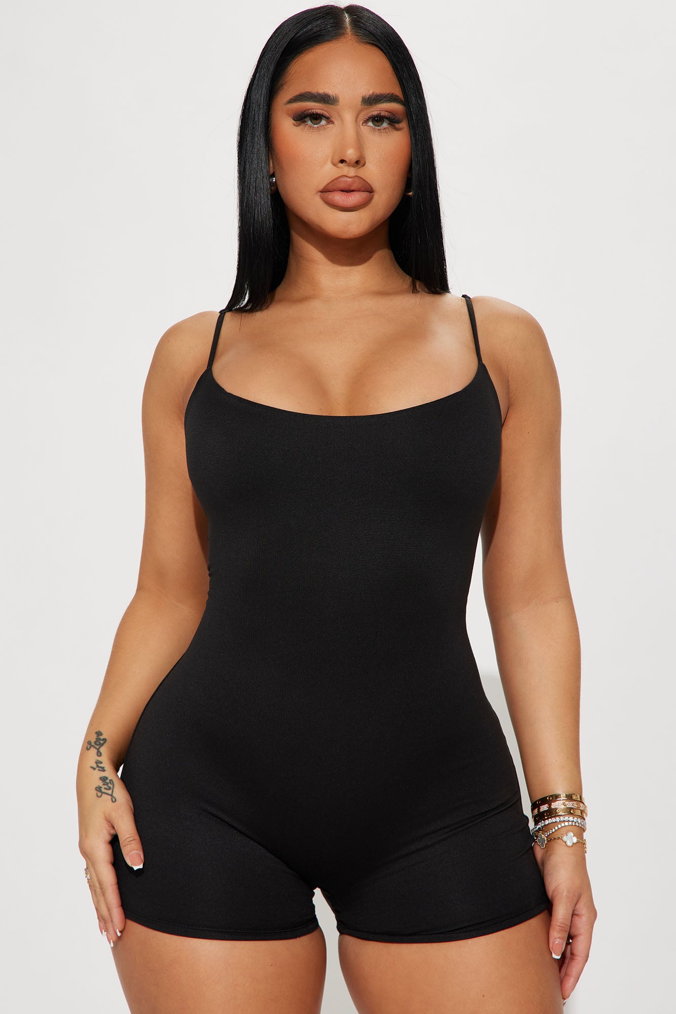 Shipping options, pricing, and times | Fashion Nova