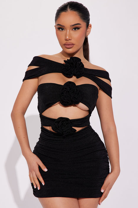 Fashion nova cut out clearance dress