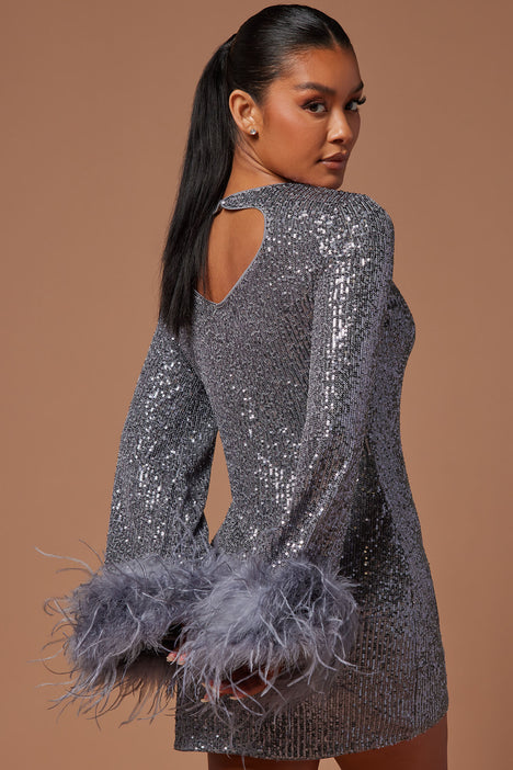 Elegance by Marislay Alexandra Melica Sequin Mini Dress L