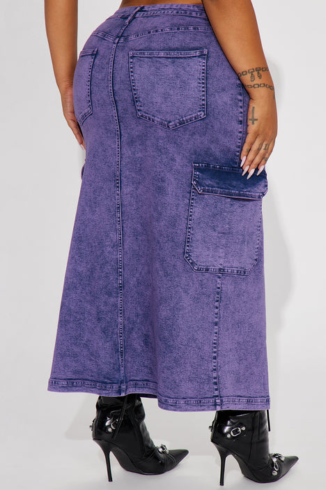 Who made Lori Harvey's purple denim skirt and beige platform boots? –  OutfitID