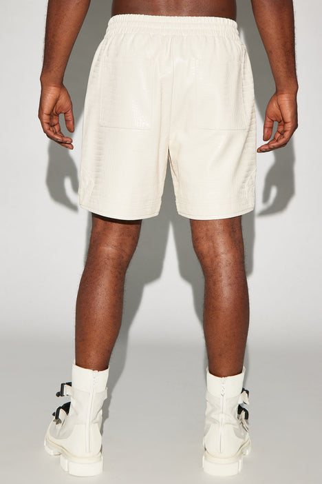 Fashion Nova Men's Hold Me Closer Basketball Shorts