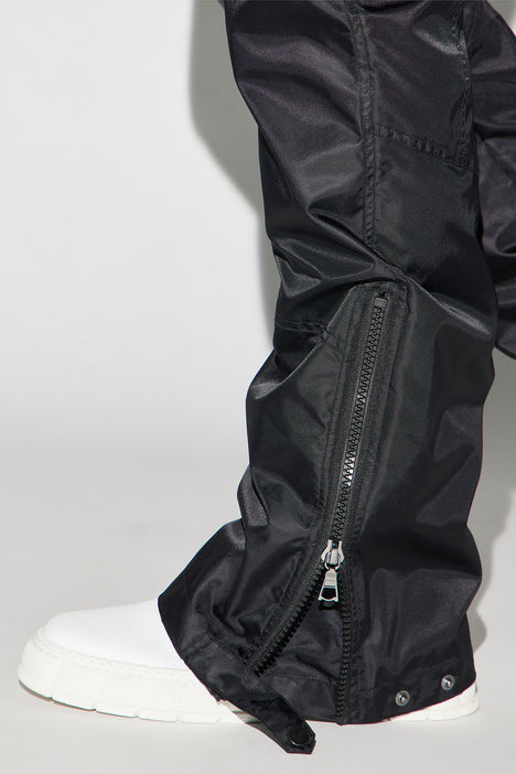 Play The Track Stacked Slim Flare Nylon Pants - Black