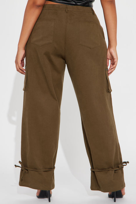 Out For The Night Cargo Pant - Olive