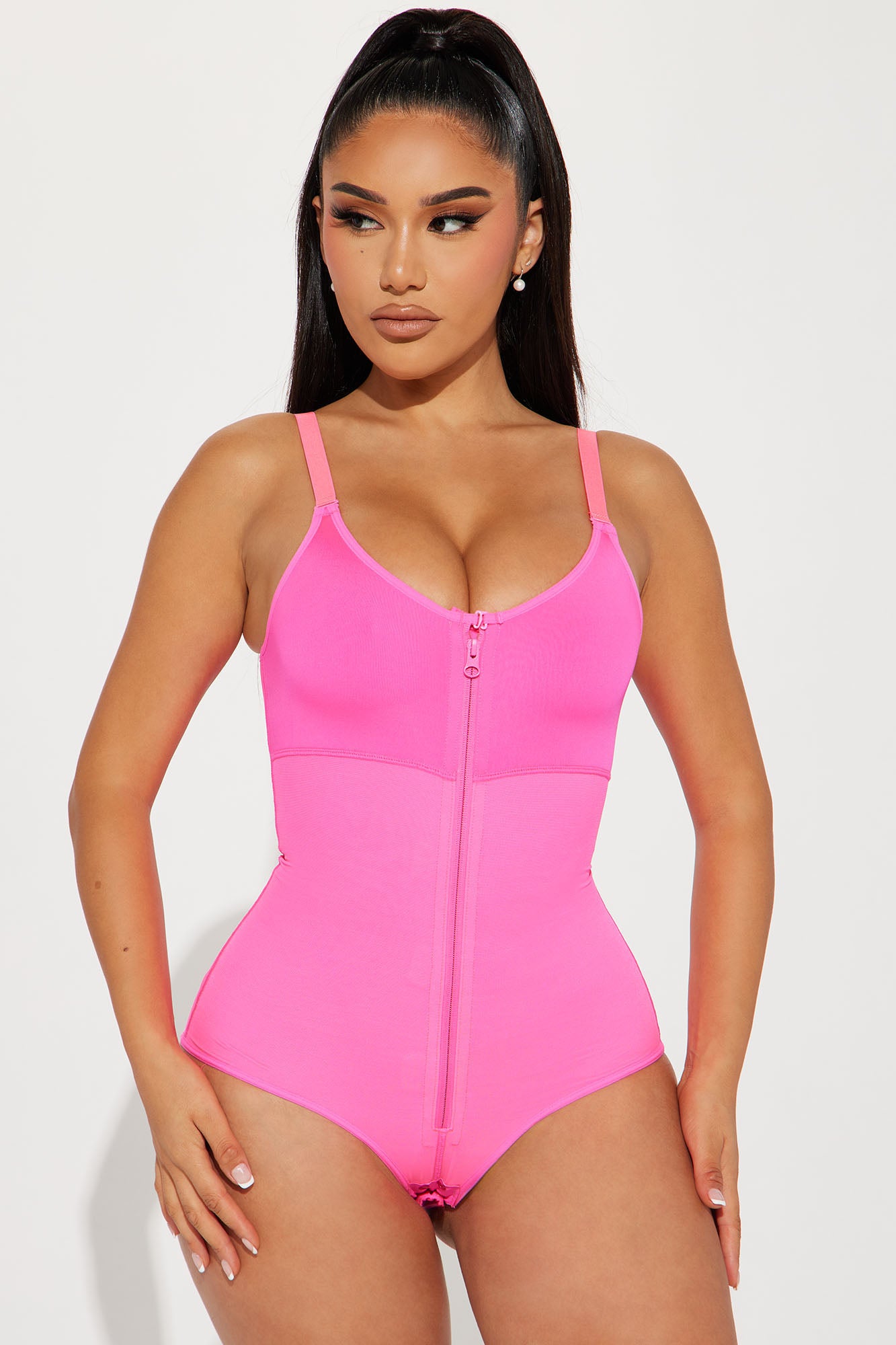 🌸PINK🌸 shapewear bodysuit… slay or nay?! In the black I am wearing a