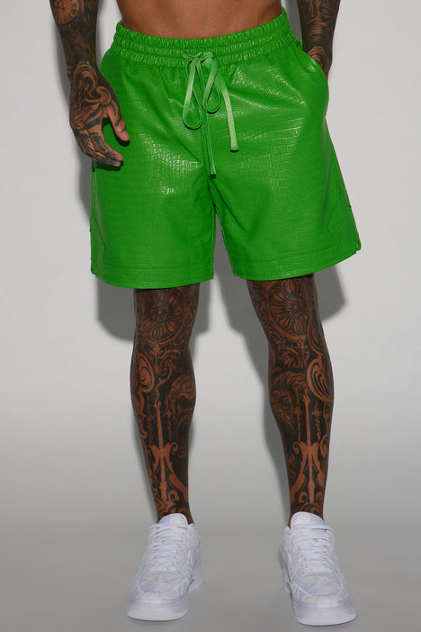 FAUX LEATHER CARGO SHORTS - Green