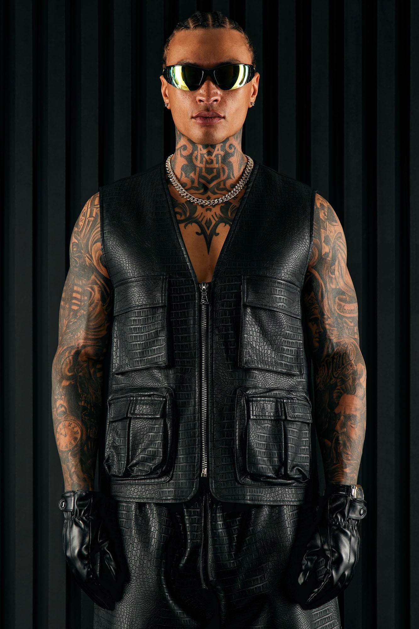 Men's Gotta Run Faux Crocodile Leather Moto Jacket in Black Size Large by Fashion Nova