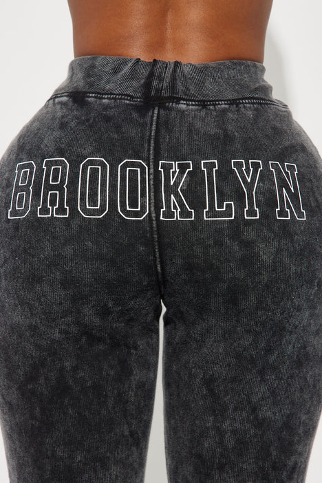 Brooklyn City Washed Sweatpants - Black Wash