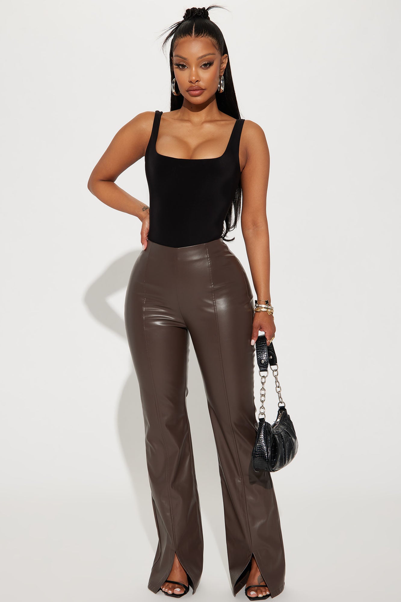Katiana Faux Leather Flare Pants - Black  Leather pants outfit night, Faux leather  pants outfit, Leather flare pants outfits