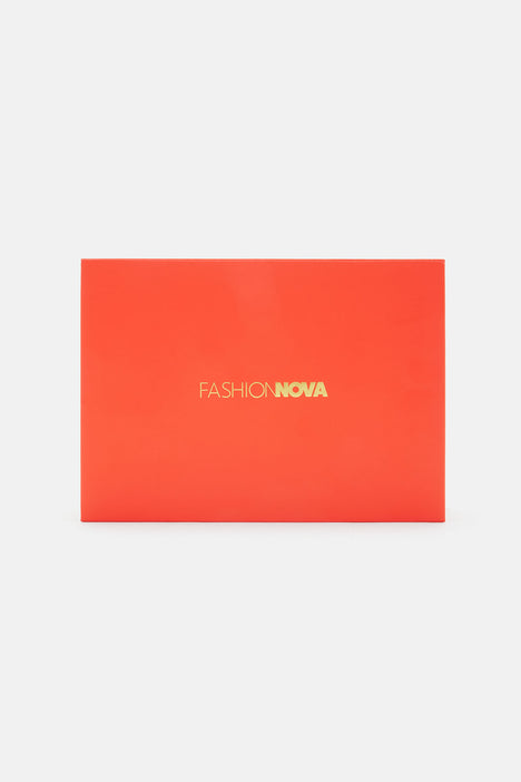 Fashion Nova denies LA sweatshops claim | Fashion & Retail News | News