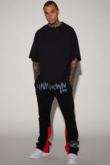 Unknown Fate Flared Sweatpants - Black