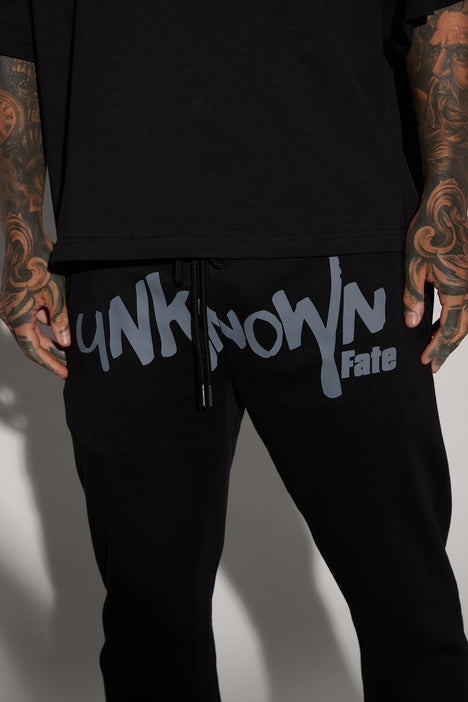 Unknown Fate Flared Sweatpants - Black