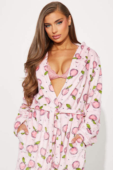 Women's Pink Pajamas & Robes