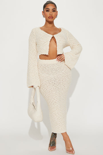 The Spotlight Sequin Knit Skirt Set - Ivory