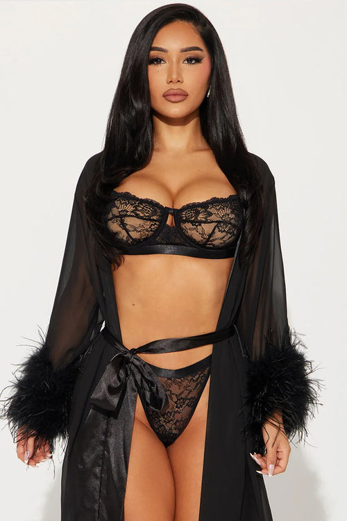 Wholesale sexy lingerie pack For An Irresistible Look 