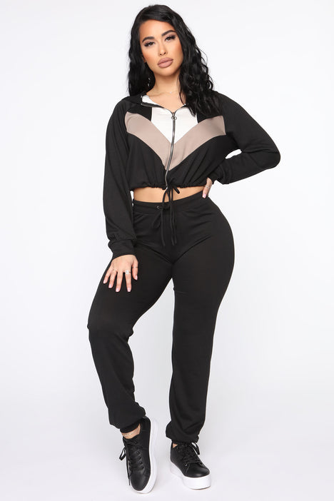 Stay Pretty Sweater Pant Set - Black/combo