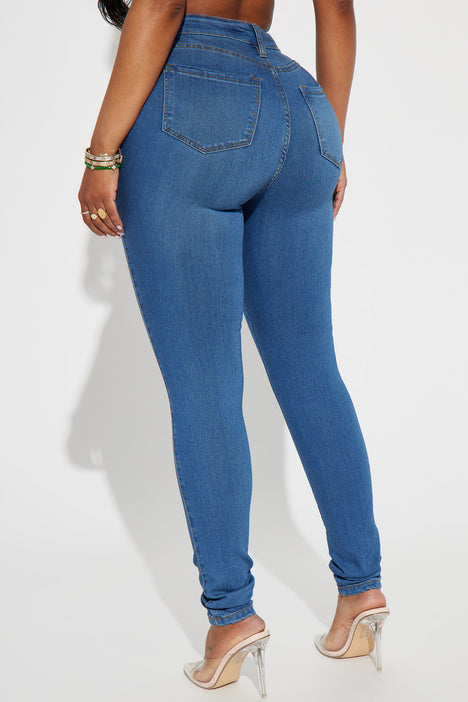Women's Classic High Waist Skinny Jeans in Light Blue Wash Size 3 by Fashion Nova