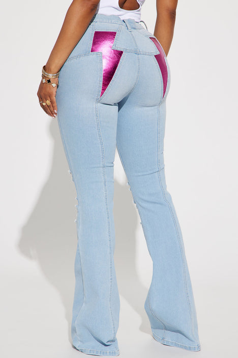 In A Flash Lightning Bolt Stretch Flare Jeans - Light Wash