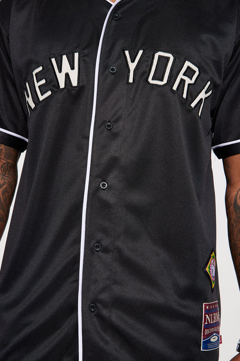 New York Black Yankees Jersey & Shirts