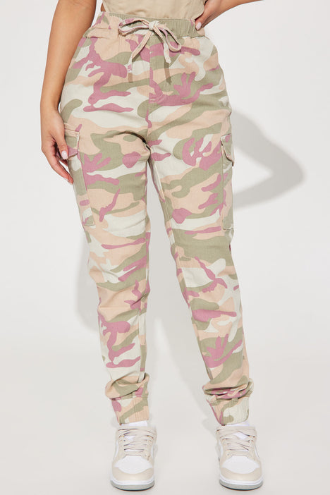pink camo low waisted military pants —