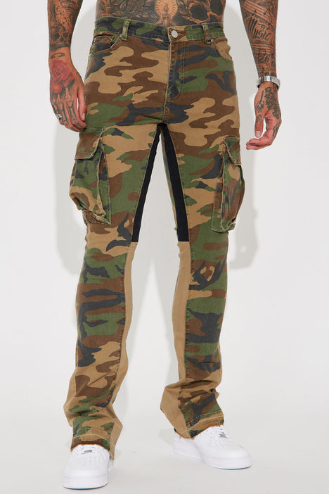 Commando Cargo Twill Flared Pants - Camouflage