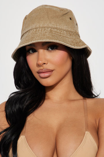 Women's Hats - Shop Bucket, Visor & Cowgirl Hats