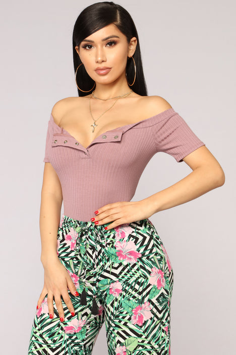 Fool In Love Off Shoulder Bodysuit - Black